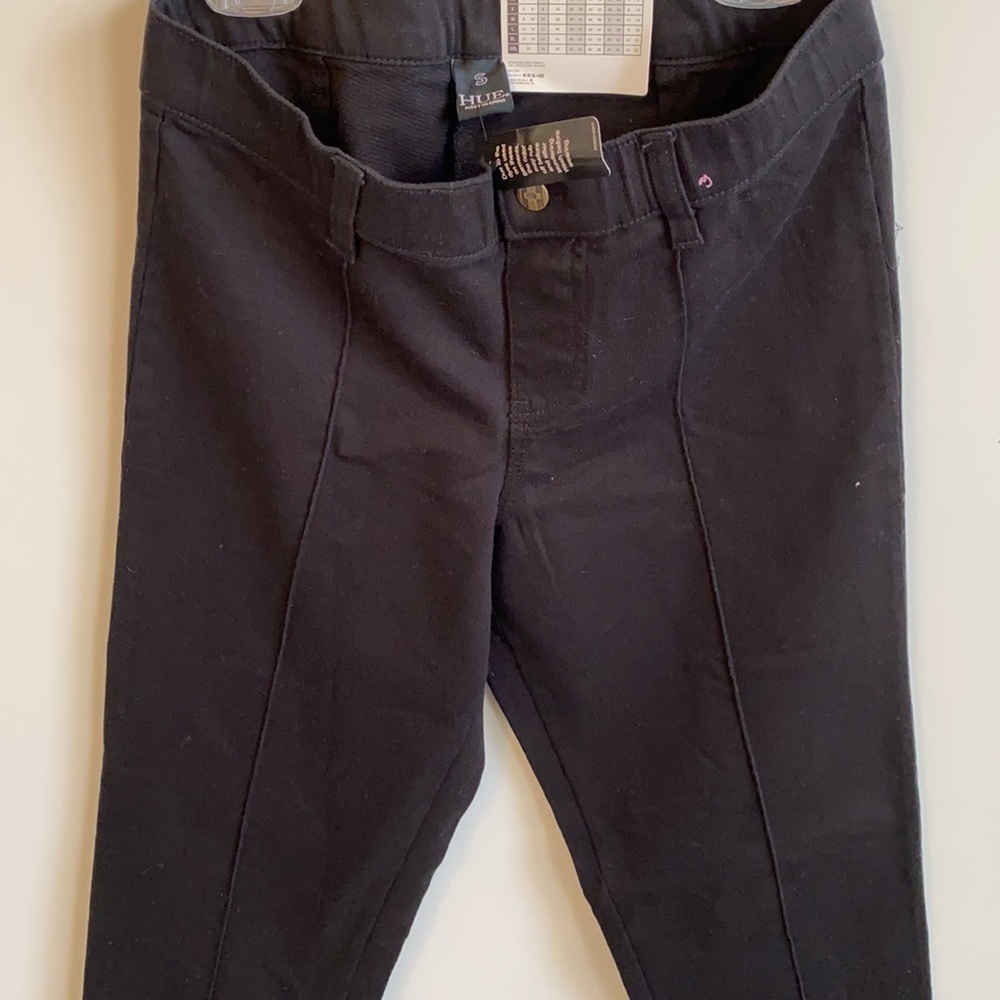 Hue Cuffed Chino Skimmer Black - Picture 4 of 8